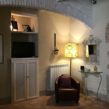 Il Rifugio Dell' Artista Apartment Todi Exterior photo